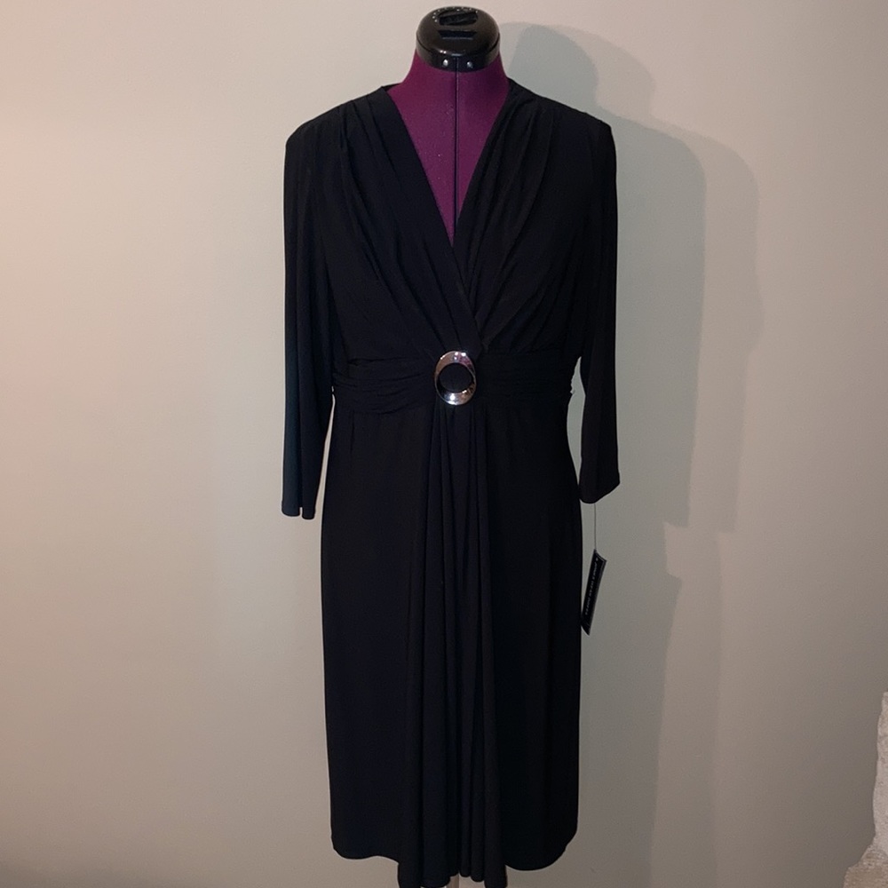 Women’s black dress - Picture 2 of 8